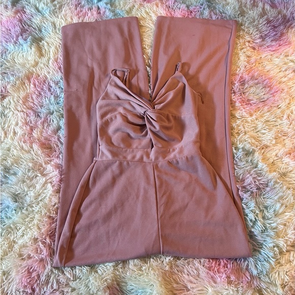 Biāshe Rhomper - Picture 1 of 4